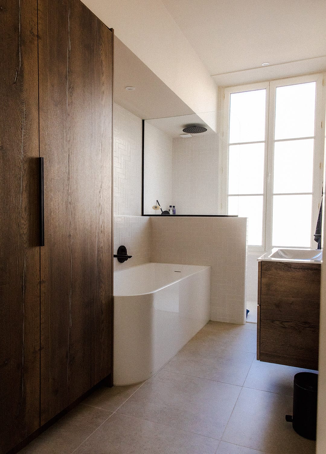 projet-haras-angers-salle de bain-apres-atelierbonsjours Choix de matériaux pour rénovation d'une maison de vacances